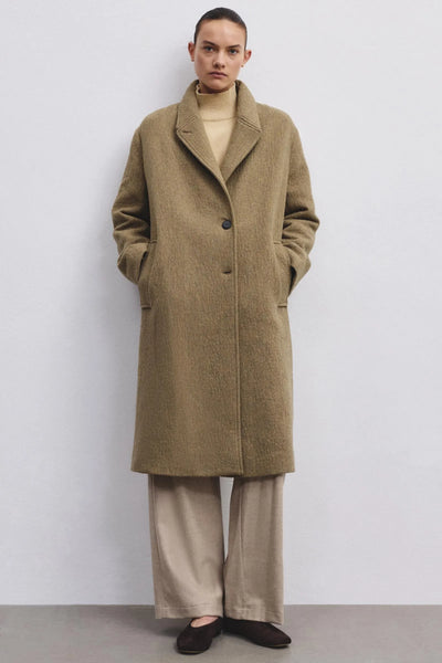 Manteau en drap de laine